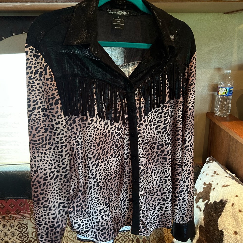 Cowgirl Tuff Black and Pink Leopard Print Fringe Top
